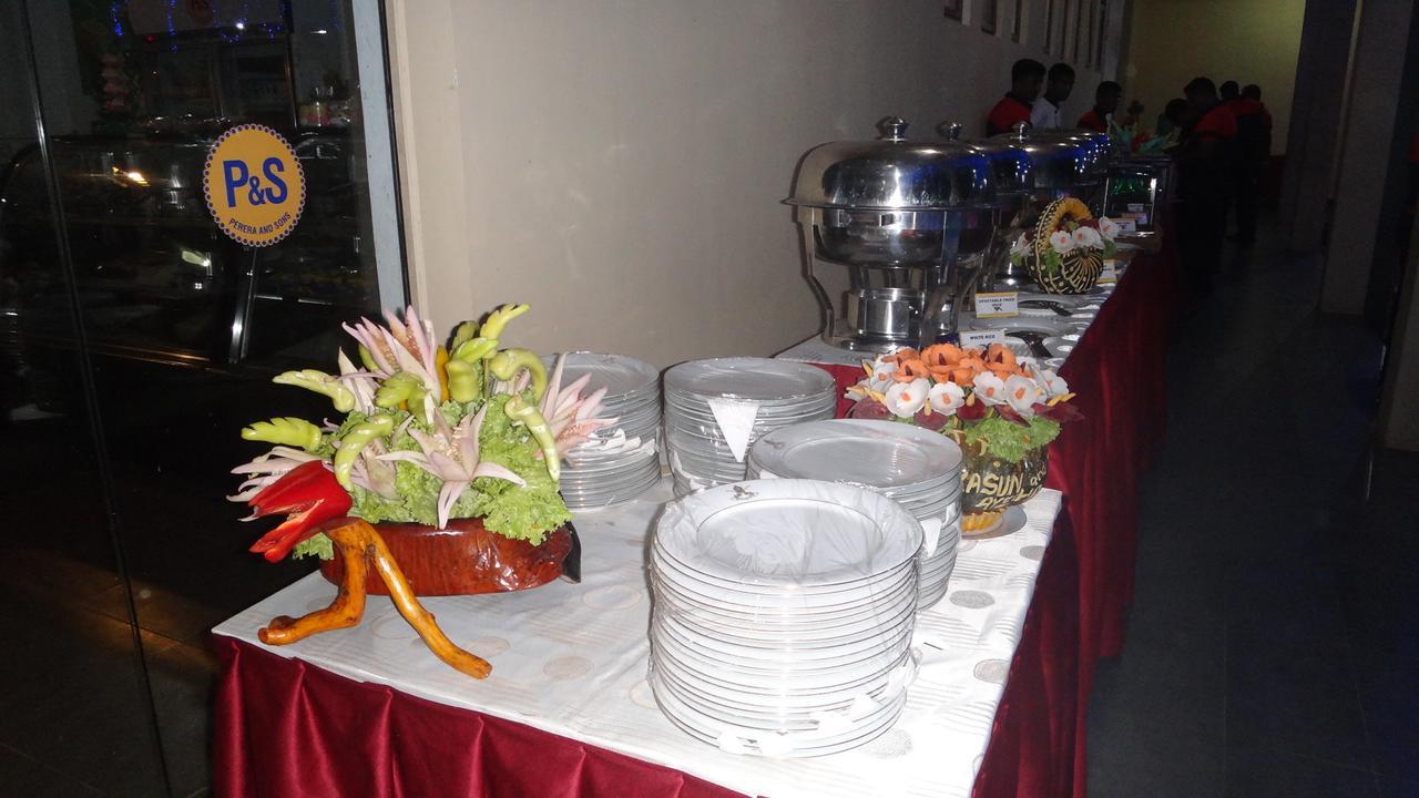 Gunners' Club - Minneriya Ngoại thất bức ảnh